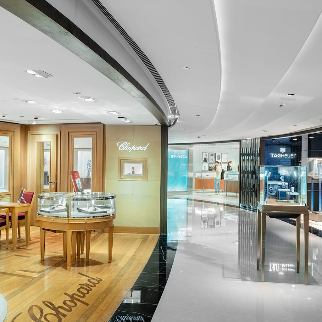 Duty Free Shopping - Luxury Retail Store | DFS Hong Kong SAR